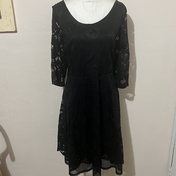 Lane Bryant lace and fishnet black mid length size 20 - Picture 4 of 8